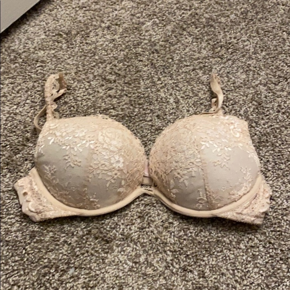 VS Bra